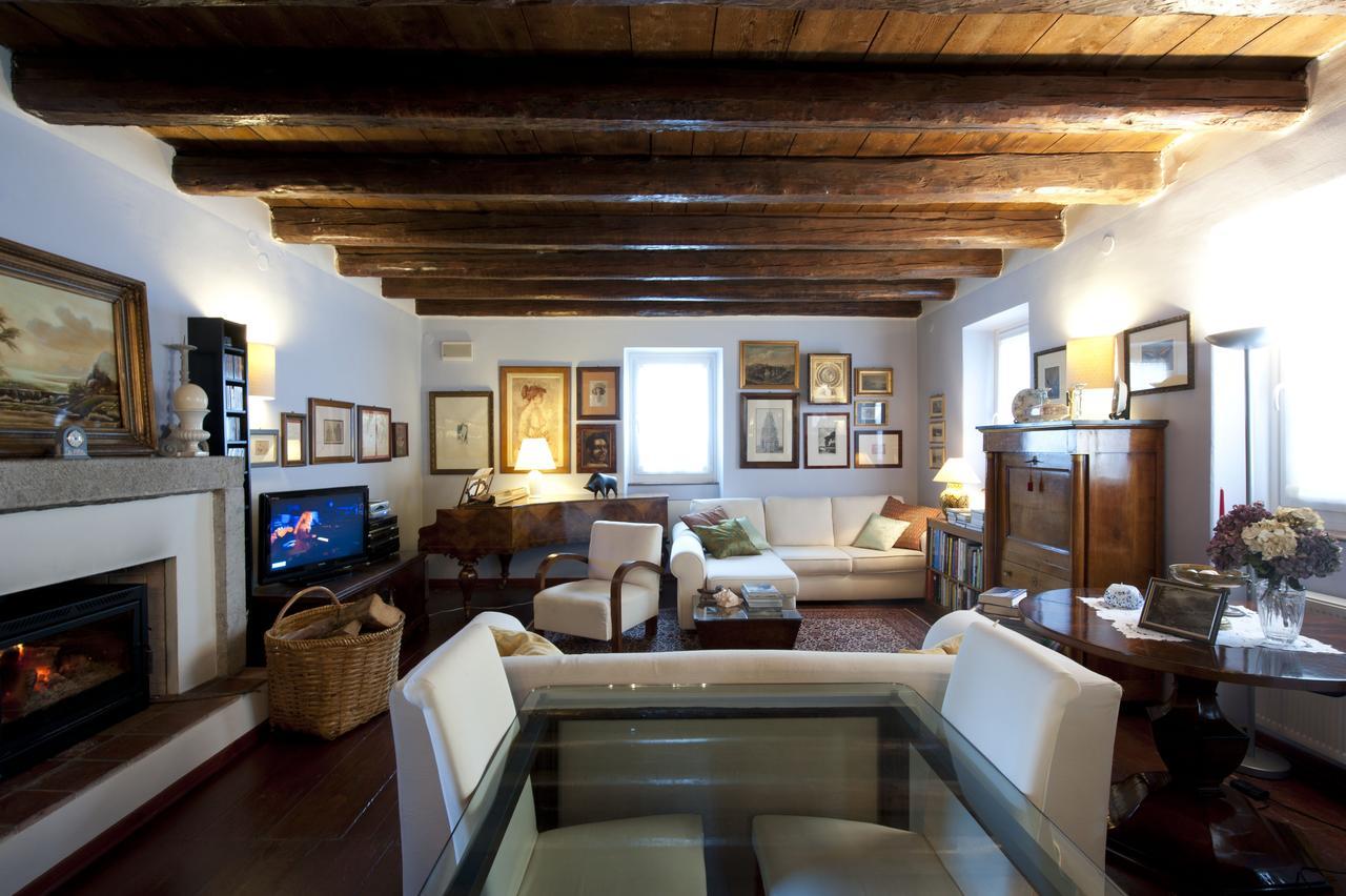 The Blue House Hotel Tolmin Bagian luar foto