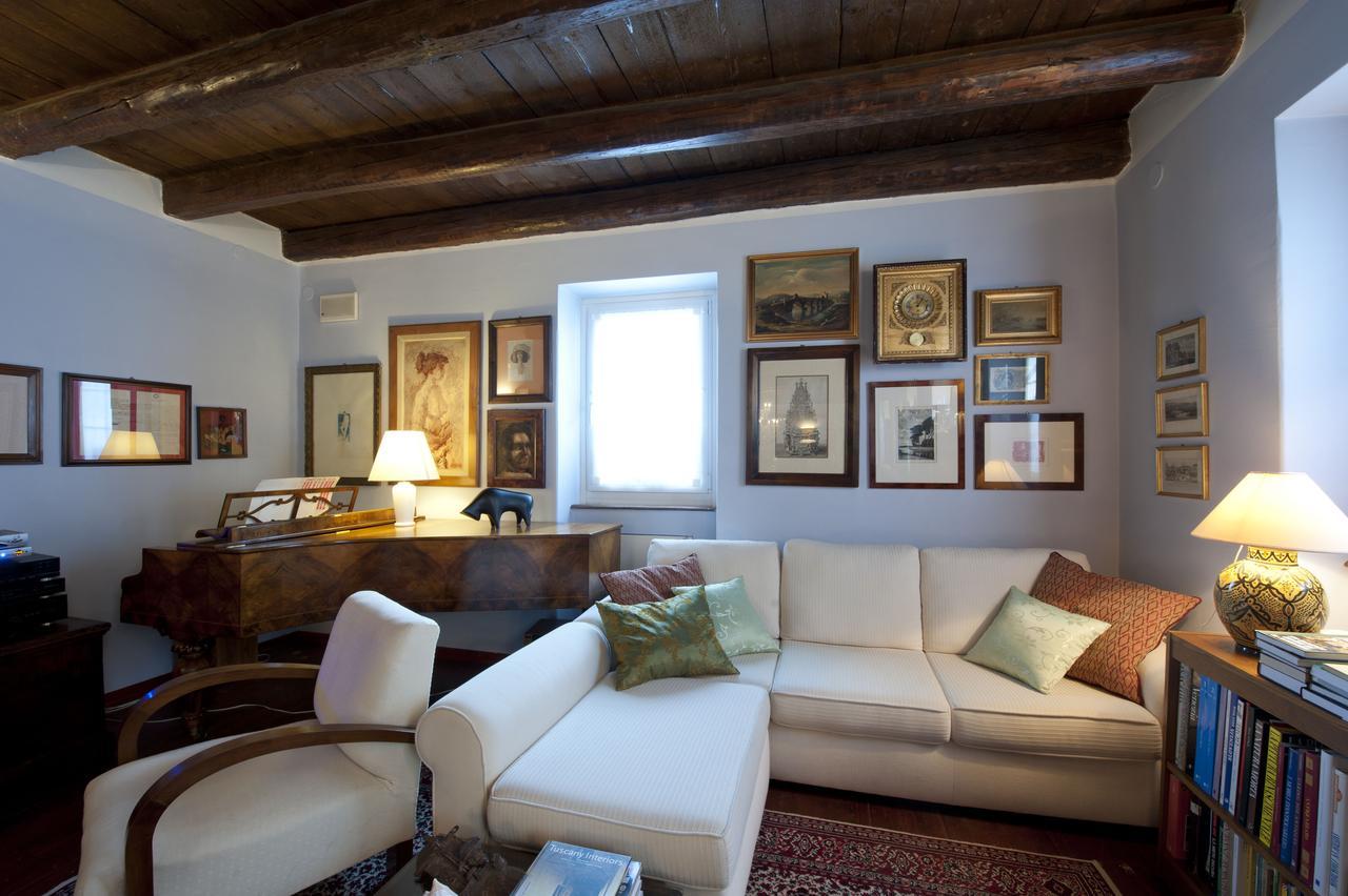 The Blue House Hotel Tolmin Bagian luar foto